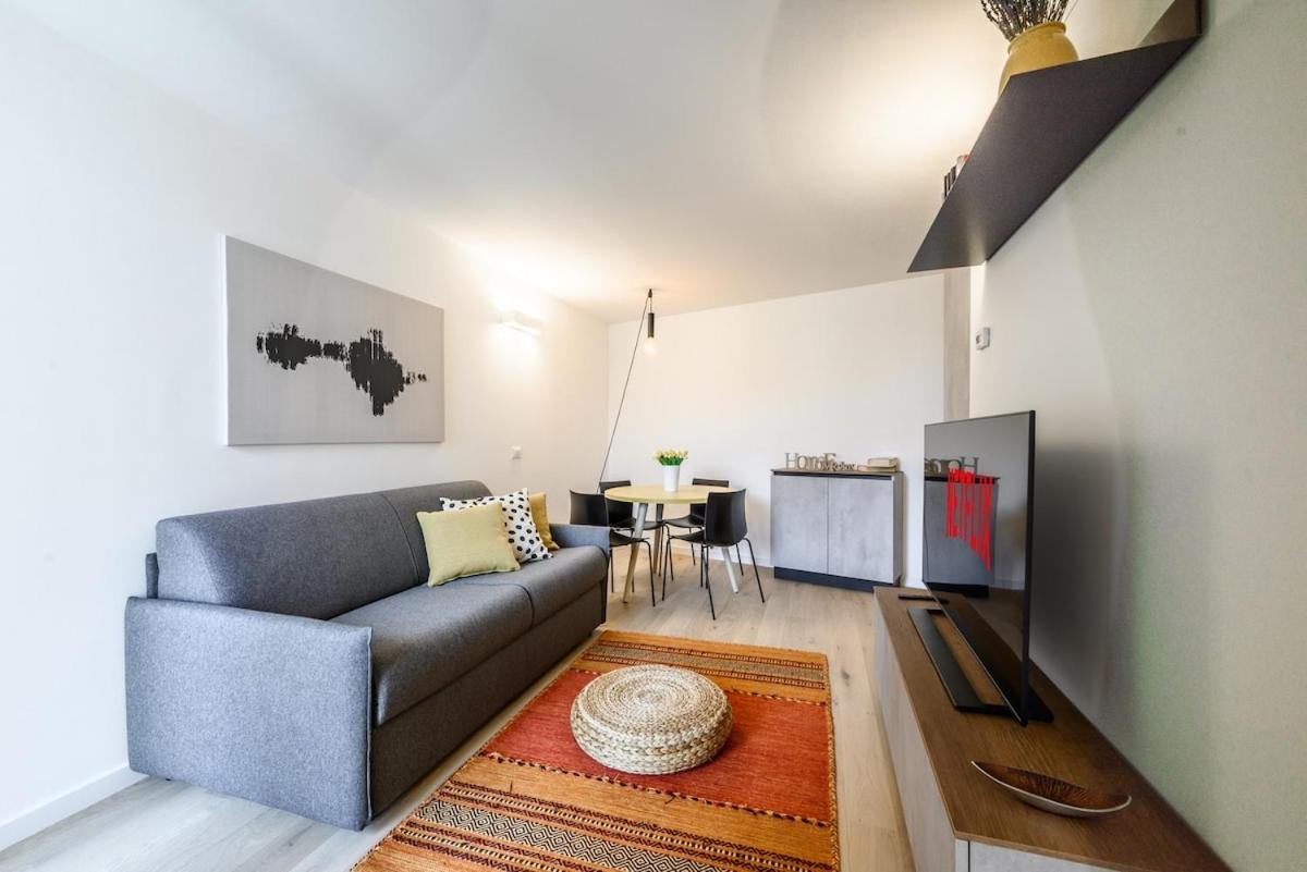 Duomo Design - Bilocale-Wifi-Ac Apartment Milan Bagian luar foto